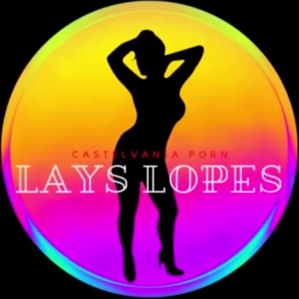 【成人动漫】-丰满的美丽胖女人在月球下为一个愿意的小伙子裸露一切-